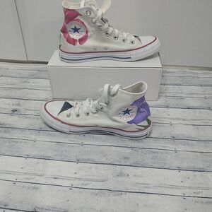 Women's Converse All Star Chuck Taylor Floral Designer Size 7
